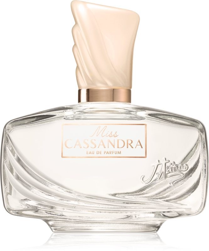 Miss Cassandra 221124 | Jeanne Arthes Miss Cassandra